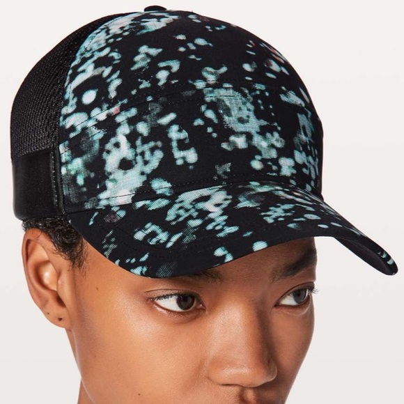 lululemon athletica Accessories - Lululemon Dash & Splash Pixel Haze Mesh Patterned Cap